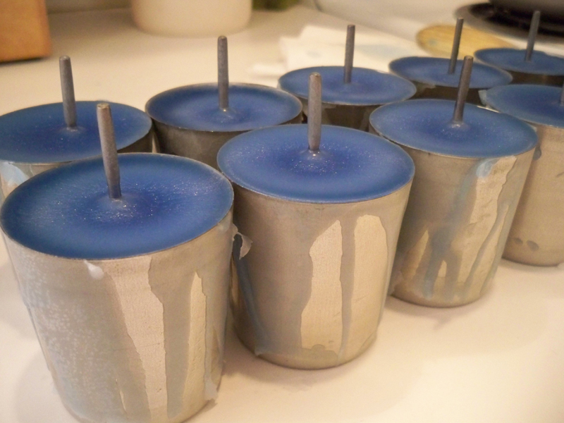 how-to-make-candles-at-home