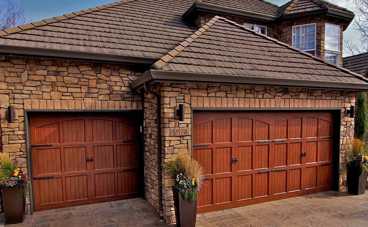 3 Things You Need To Do Before A New Garage Door Installation