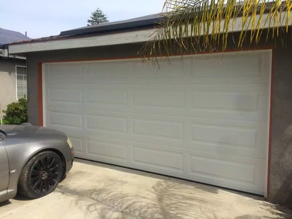 Garage-Door-Only-Closing-Halfway