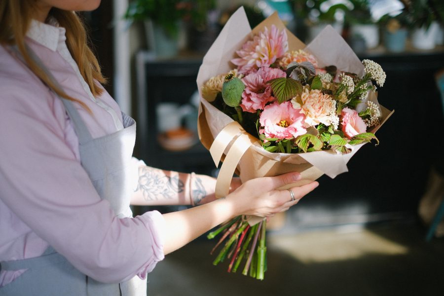 Good Idea to Give Flowers as a Gift