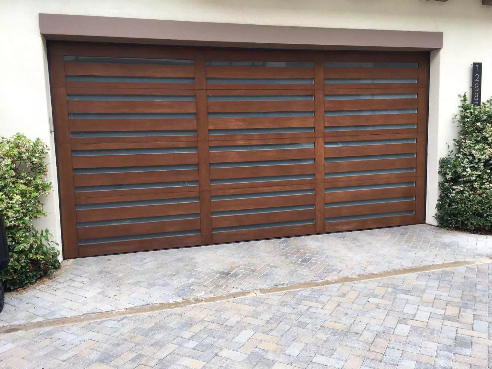 garage-door-repair-Carrollton